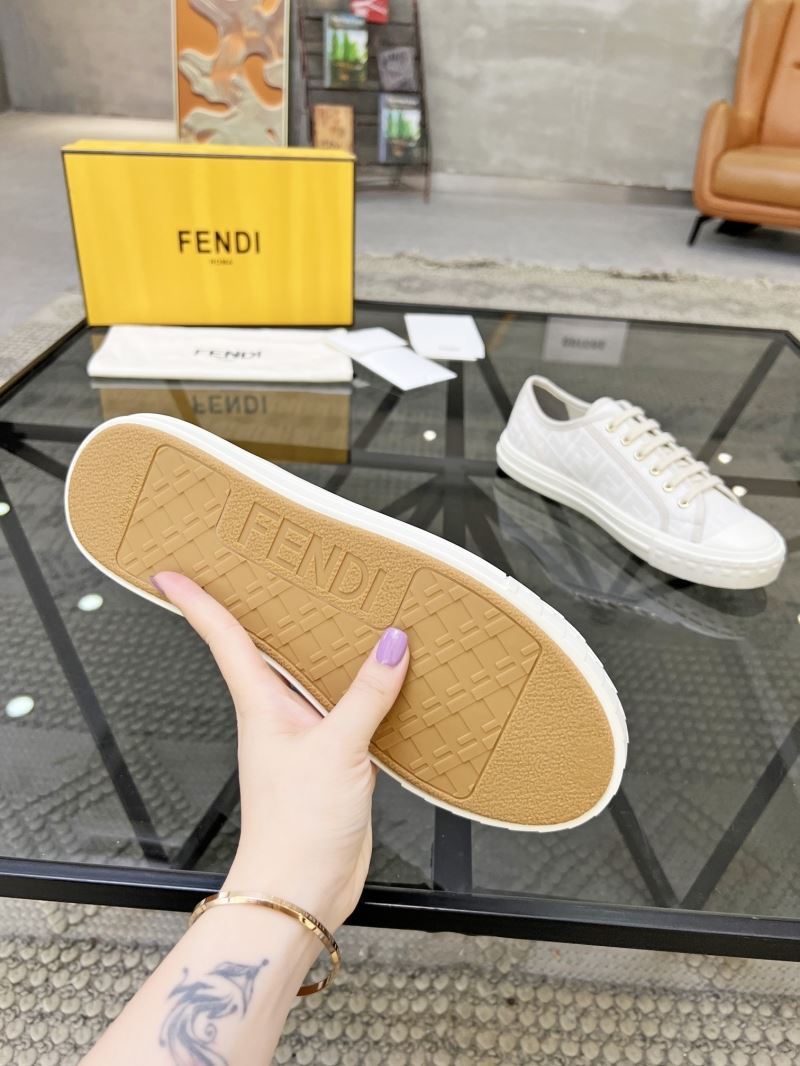 Fendi Low Shoes